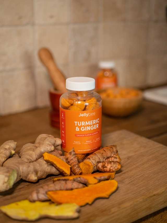 Some Trumeric Extract Combines Ginger for Increased Absorbtion and benefits